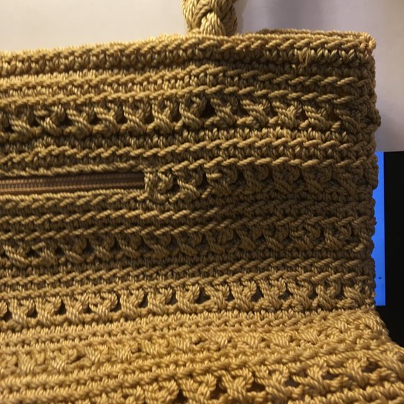 Lina Boho Crocheted Crossbody Bag - Picture 2 of 9